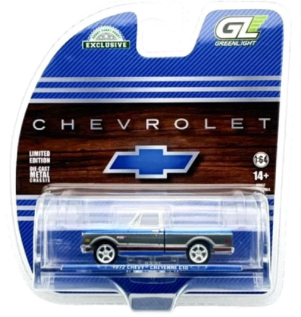 Greenlight 1972 Chevrolet Cheyenne C10 Short Bed Blue Hobby Exclusive